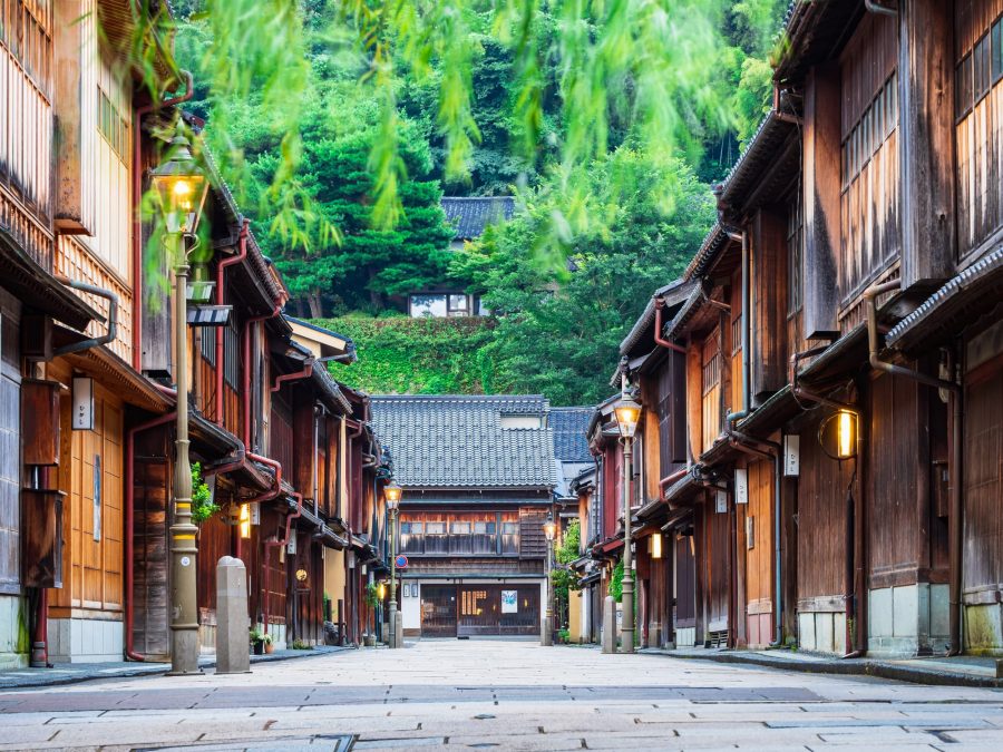 Street view of Higashi Chaya District's traditional buildings.