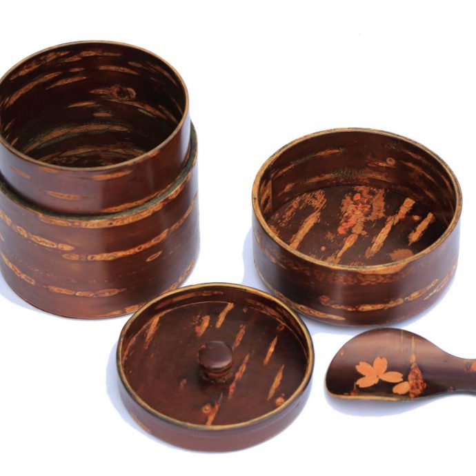 Kabazaiku (cherry bark craft) wooden containers.